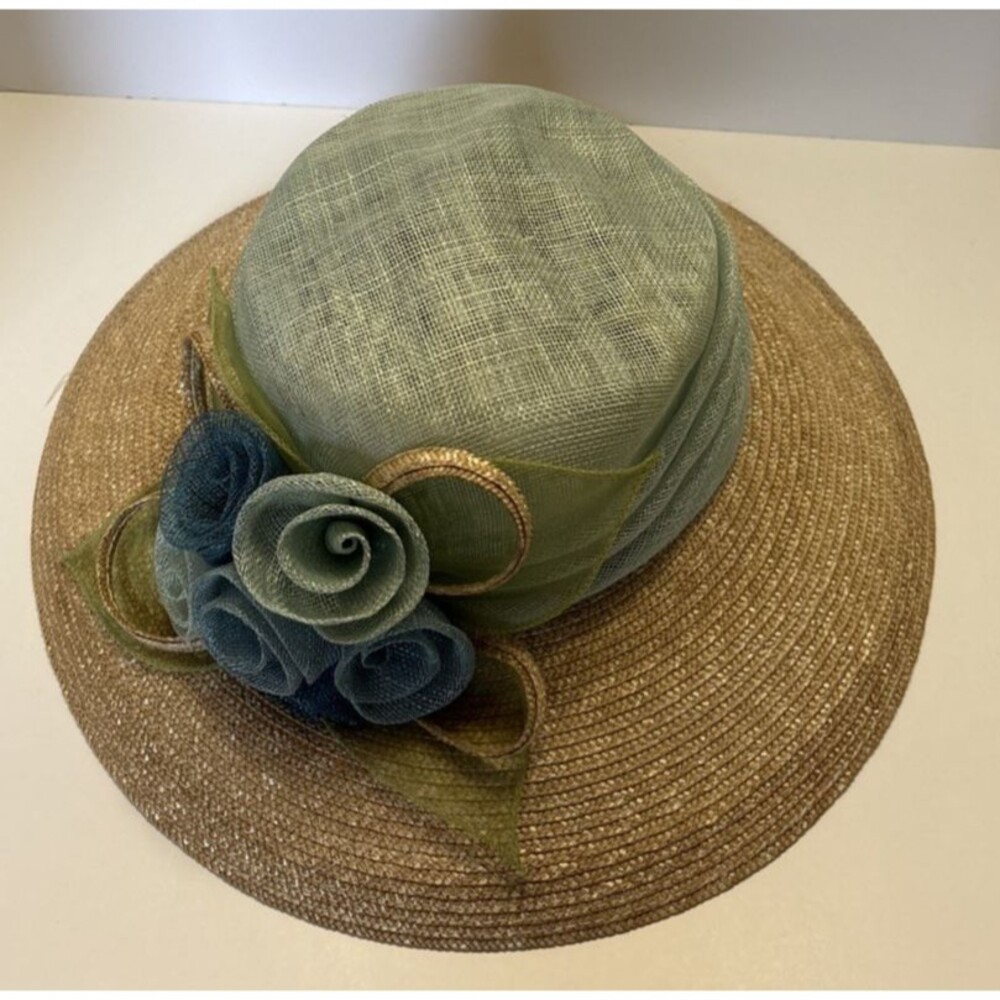 August Green & Natural Straw Wide-Brim Derby Hat Organza Ribbon With Rosettes